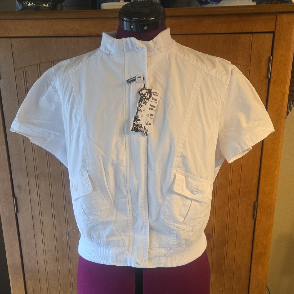 109 BECCA White Short Sleeve Cropped Jacket